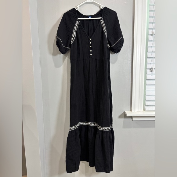 Old Navy Black Crinkle Crepe Gauzy V-Neck Boho Maxi Prairie Dress Size Small - Picture 4 of 15